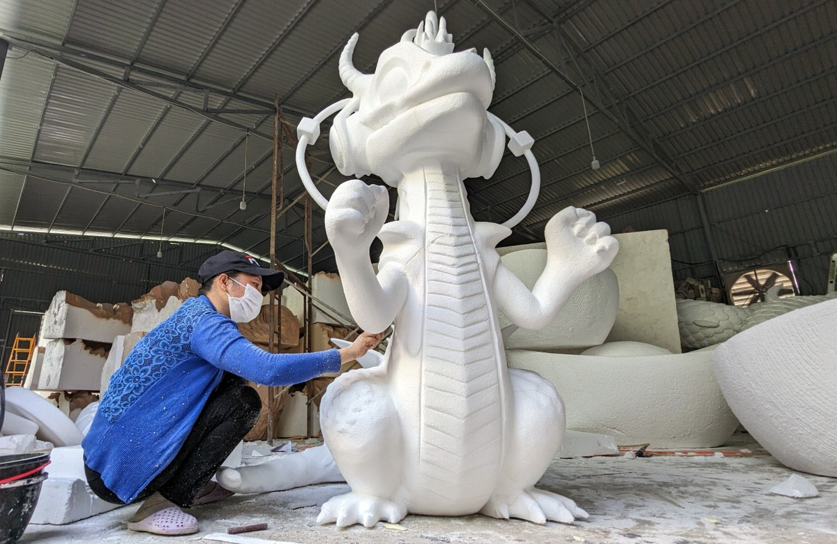 Bên trong xưởng chế tác rồng khủng cho Tết Giáp Thìn 2024 ảnh 12 Bên trong xưởng chế tác rồng khủng cho Tết Giáp Thìn 2024 ảnh 12