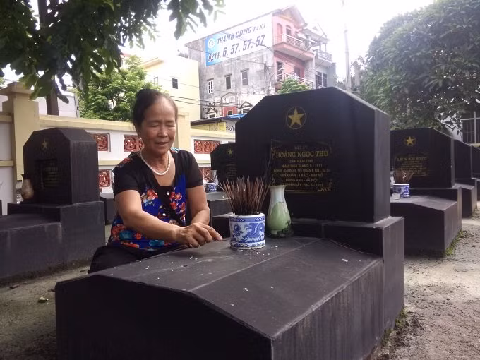 Người thương binh 30 năm “sống” cùng đồng đội đã hi sinh - Hình 4 Nguoi thuong binh 30 nam “song” cung dong doi da hi sinh-Hinh-4