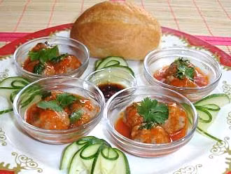 Tiệm Viễn Hưng: bánh mì xíu mại