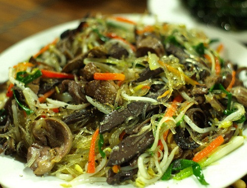 Miến xào lòng gà.