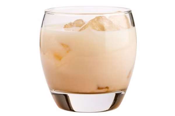 Cola de Mono (Chile): món uống của Chile cho Giáng sinh này giống như eggnog, nhưng thường được uống lạnh.