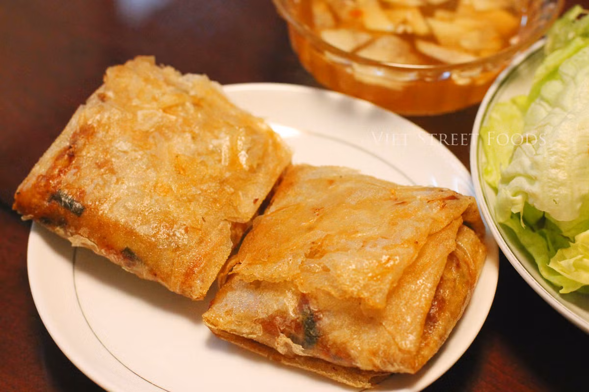 Cũng được CNN bình chọn là một trong những món ăn đường phố hấp dẫn nhất Châu Á.