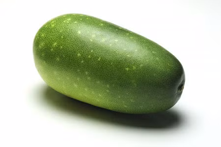 Với vị ngọt, tính mát bí đao có khả năng giảm cơn buồn nôn rất tốt.