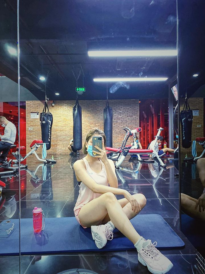 Video: Hot girl Trâm Anh nhảy sexy dance để giảm cân - Hình 3 Video: Hot girl Tram Anh nhay sexy dance de giam can-Hinh-3