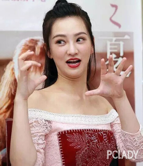 Hot girl Vũ Hán “đánh rơi” nhan sắc vạn năm nào vì lý do gì? - Hình 4 Hot girl Vu Han “danh roi” nhan sac van nam nao vi ly do gi?-Hinh-4