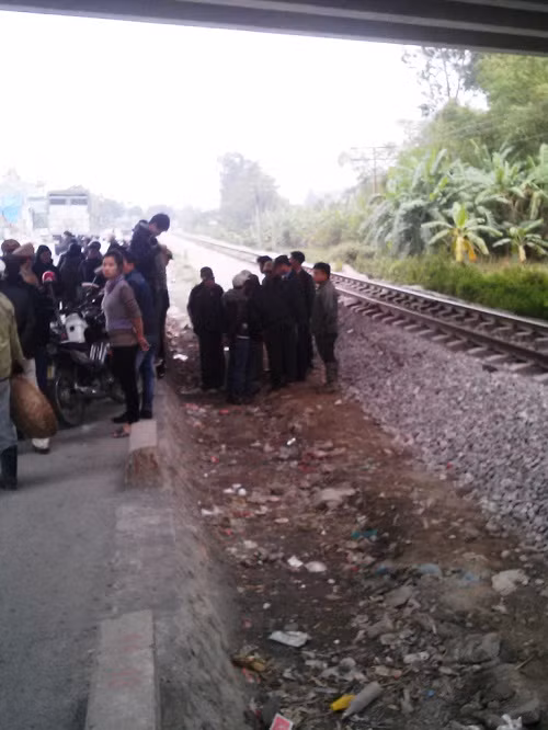 Vụ việc thu hút sự hiếu kỳ của nhiều người dân.