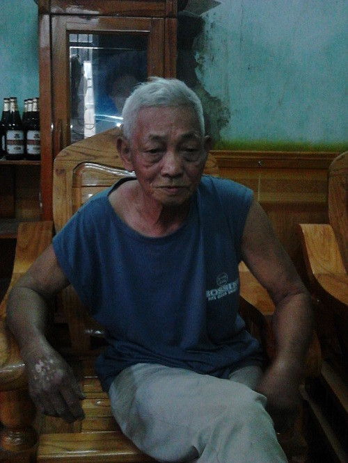 Ông Tiếp cho biết, trong ngày ông chịu vòng lao lý, vợ con ông đã phải bán nhà, ruộng vườn, nhiều khi dắt nhau đi ăn xin