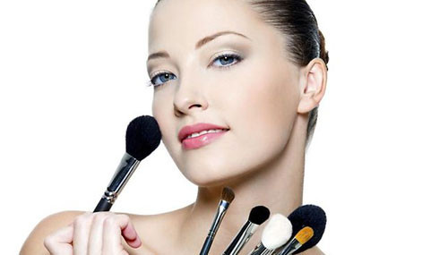 Trang điểm ảnh hưởng cách người khác nhận thức về bạn.