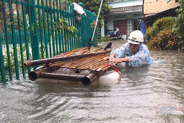 Dự báo thời tiết 27/9: Bão số 4 đổ bộ, Trung Bộ mưa trắng trời Du bao thoi tiet 27/9: Bao so 4 do bo, Trung Bo mua trang troi
