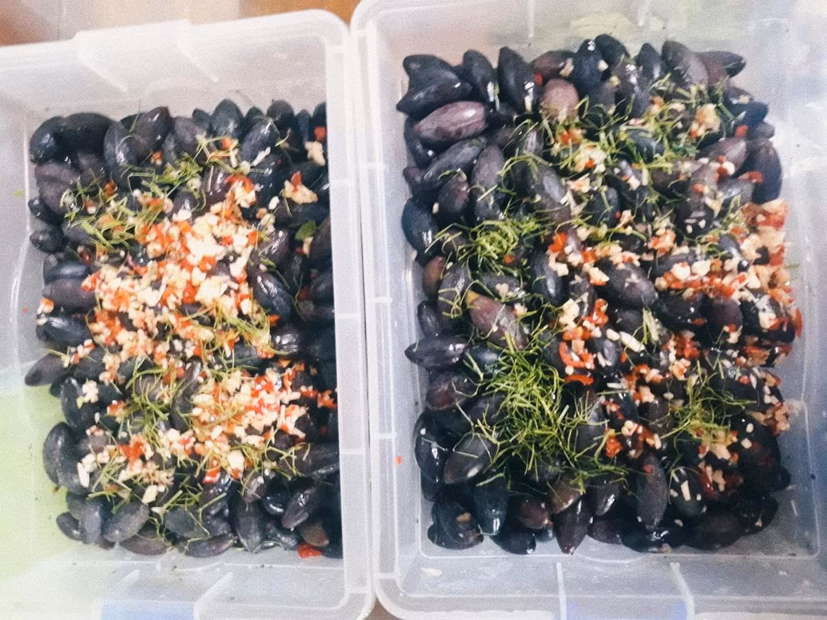 Hai thue thu qua dac san den si, nong dan dut tui tien trieu-Hinh-7