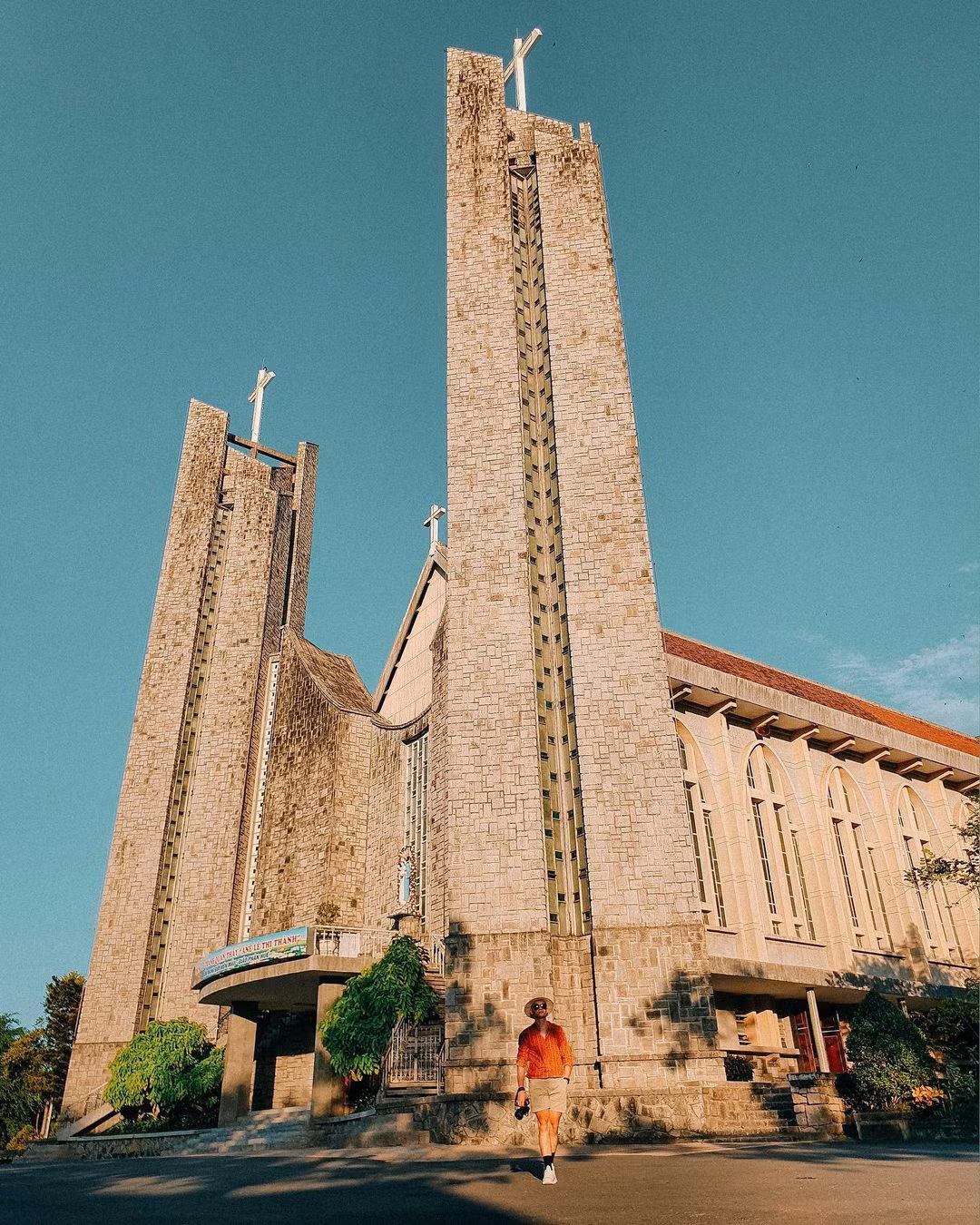 Canh dep xu Hue, Da Lat trong phim ve Trinh Cong Son-Hinh-2