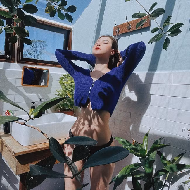 Hot girl quê Đồng Nai sớm lên TP. Hồ Chí Minh lập nghiệp khi mới 19 tuổi.