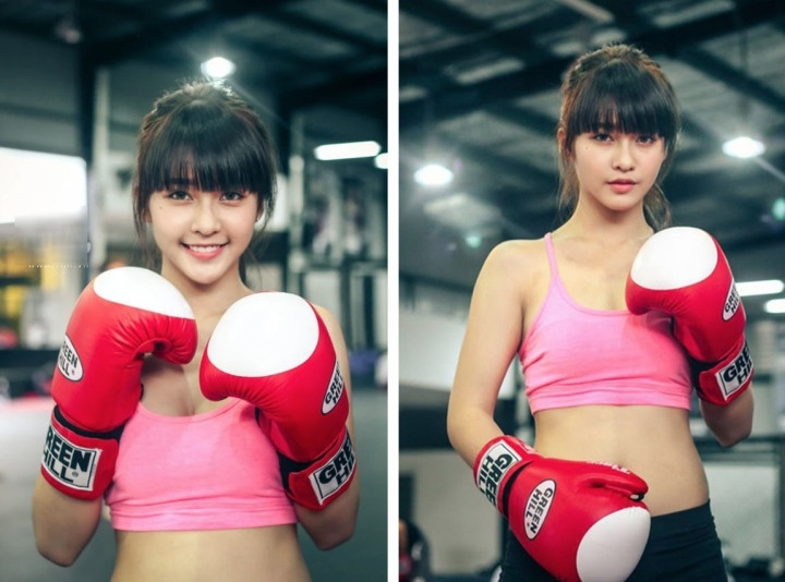 Năm 2012, Khả Ngân nổi lên với hình ảnh trong phòng tập boxing. Với gương mặt khả ái, vẻ đẹp trong trẻo, thông tin của cô không những được dân mạng trong nước tìm kiếm mà ngay cả truyền thông Trung Quốc, Nhật Bản cũng đưa tin. Cô bắt đầu được mọi người biết đến với danh xưng "hot girl boxing" khi mới 15 tuổi.