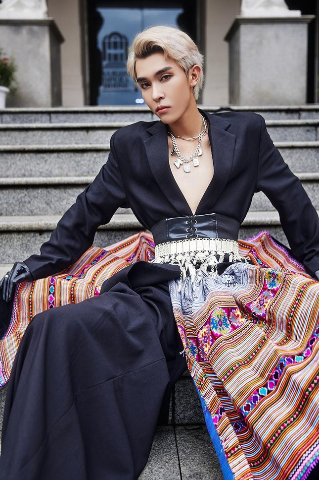 Chang mau 2K1 tao an tuong voi trang phuc-Hinh-7