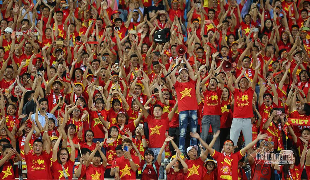 Khuyến cáo không bắt tay, giao tiếp ăn mừng chiến thắng tại SEA Games ảnh 1