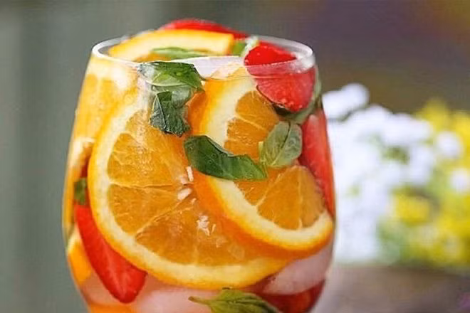 Mật ong đem pha cùng thứ này giúp thải độc gan, dưỡng nhan - Hình 2 Mat ong dem pha cung thu nay giup thai doc gan, duong nhan-Hinh-2