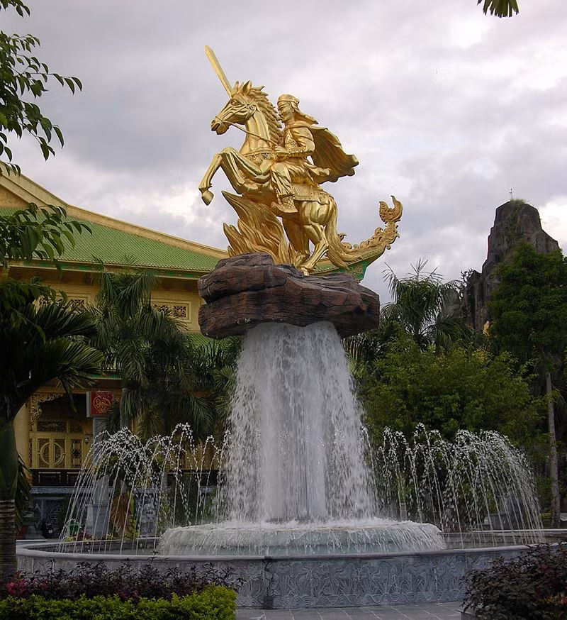 Ly Thuong Kiet ung dung binh phap nhu the nao khi tap kich sang Trung Quoc?