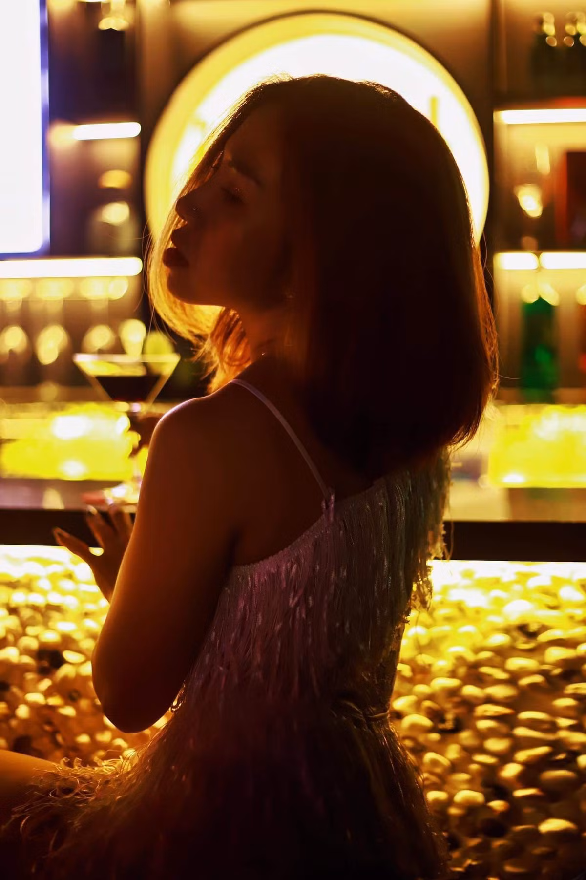 Chi tien trieu chup anh trong bar-Hinh-8