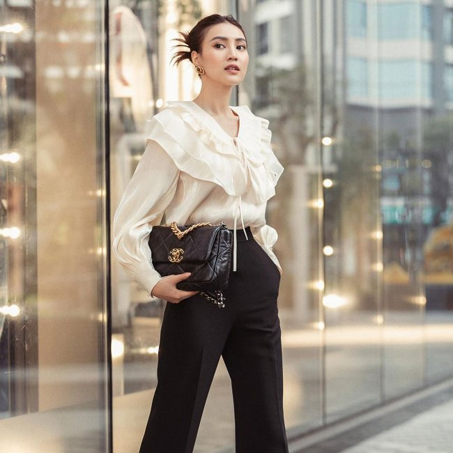 Lan Ngọc đã 3 lần đụng hàng với Kỳ Duyên, chẳng cần vòng 1 khủng vẫn lấn át - Hình 6 Lan Ngoc da 3 lan dung hang voi Ky Duyen, chang can vong 1 khung van lan at-Hinh-6