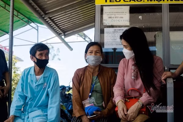 Tinh tiet 'ron nguoi' trong vu nu sinh lop 7 bi ban tat va xe ao o Quang Tri-Hinh-2