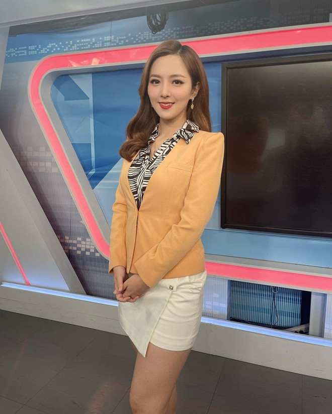 Me man top 5 MC hang dau xu Dai, nhan sac ra sao khien truyen thong khen nuc no-Hinh-3