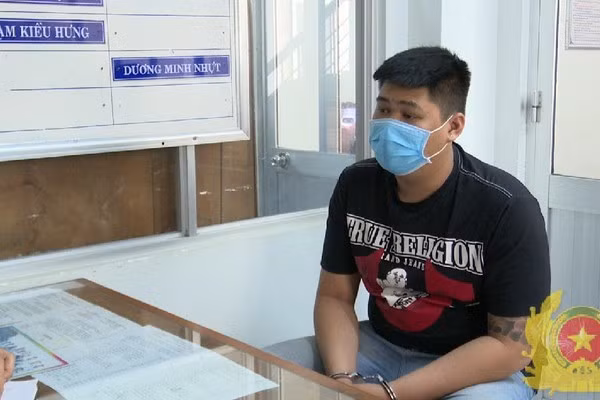 Lộ diện hai nghi phạm bắn chết thiếu niên 15 tuổi ở miền Tây ảnh 1