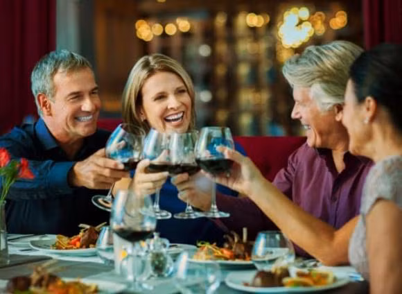 br/> Mối quan hệ được cải thiện. Trong một khoảng thời gian nhất định, đột nhiên bạn được gặp gỡ, kết bạn với rất nhiều người tài giỏi, thành đạt và nổi tiếng. Điều này cũng có nghĩa là số mệnh đang mang đến những điềm lành, may mắn cho bạn.