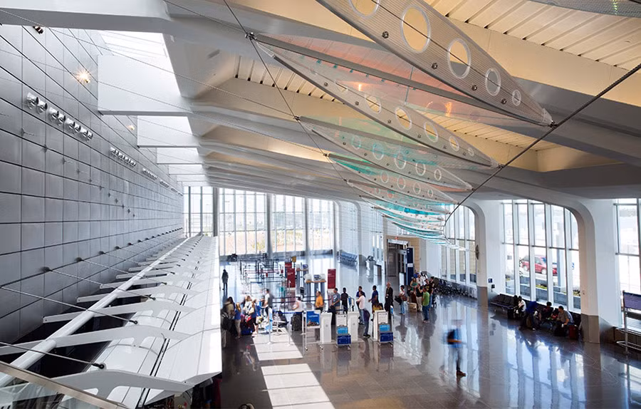 Mê mẩn với 10 sân bay có kiến trúc độc đáo nhất thế giới - Hình 2 Me man voi 10 san bay co kien truc doc dao nhat the gioi-Hinh-2