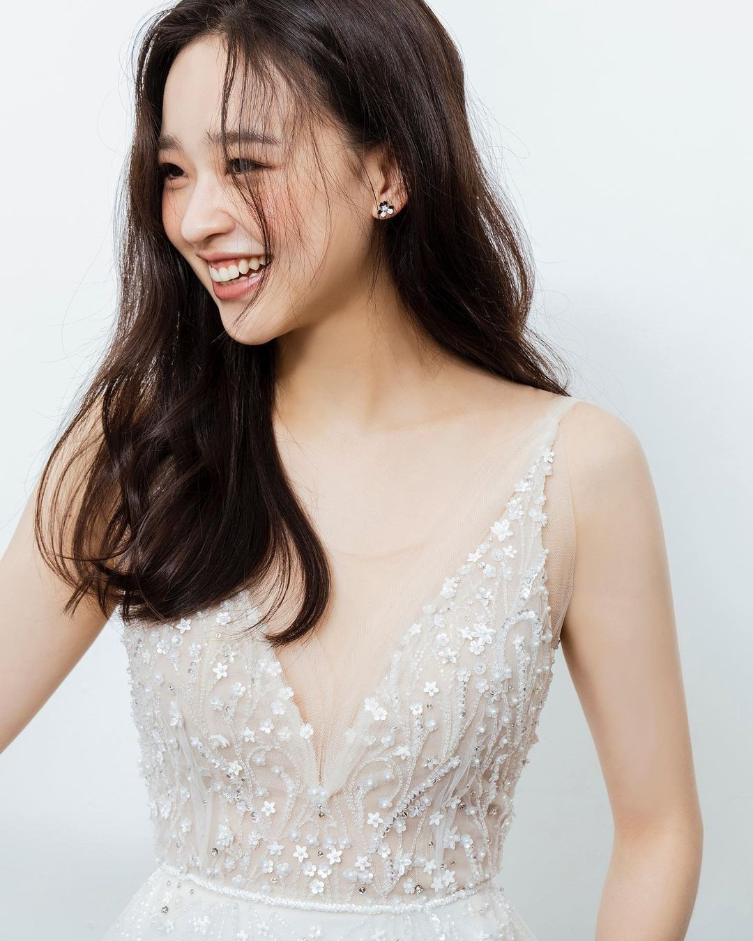 "Nữ thần thể dục nhịp điệu" Son Yeon Jae kết hôn ảnh 8