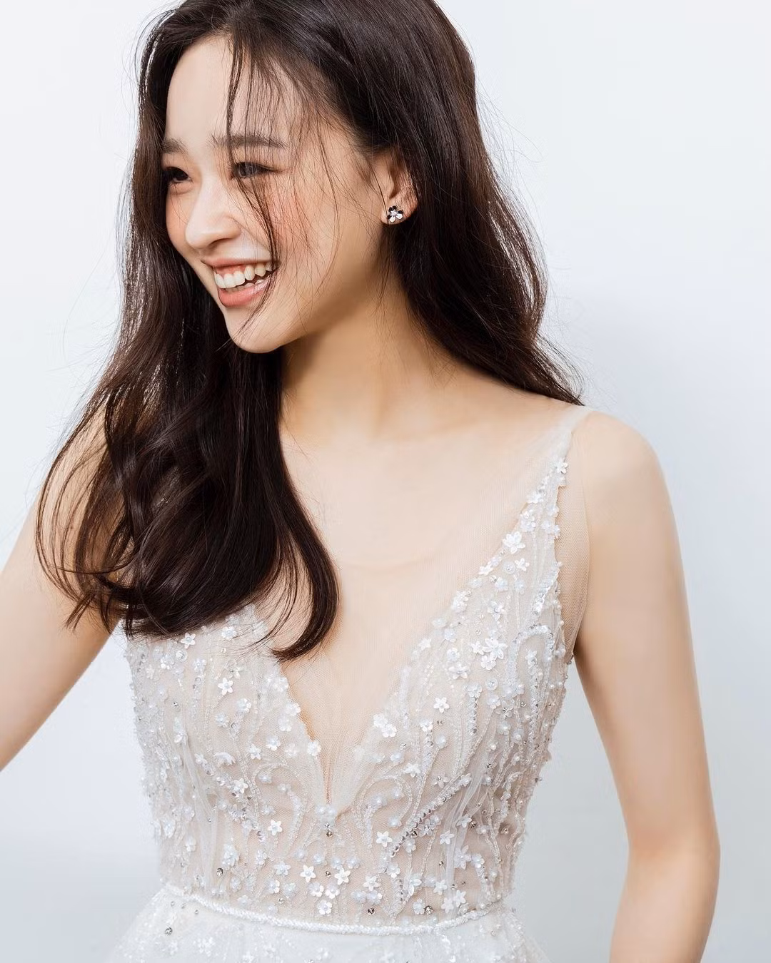 "Nữ thần thể dục nhịp điệu" Son Yeon Jae kết hôn ảnh 8