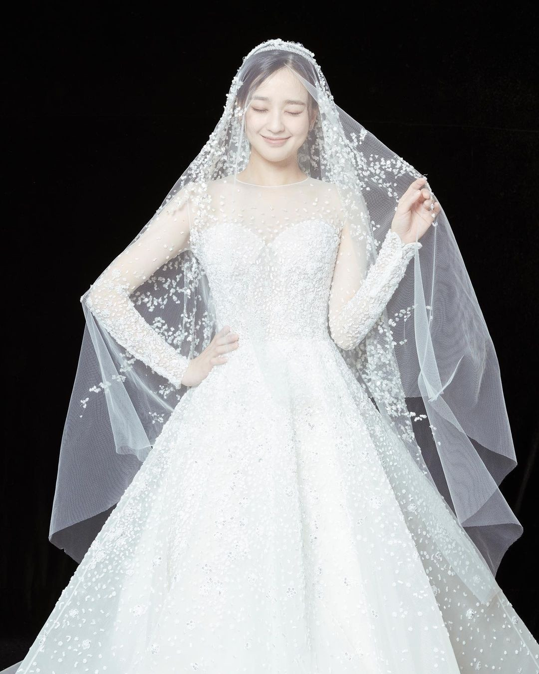 "Nữ thần thể dục nhịp điệu" Son Yeon Jae kết hôn ảnh 1