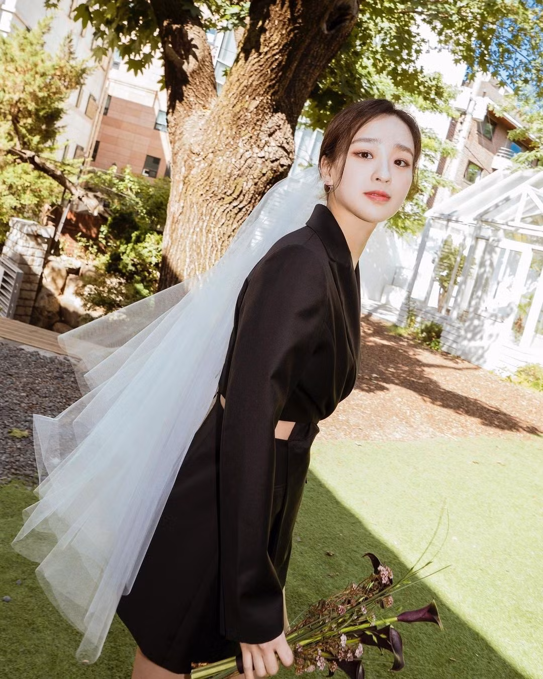 "Nữ thần thể dục nhịp điệu" Son Yeon Jae kết hôn ảnh 2