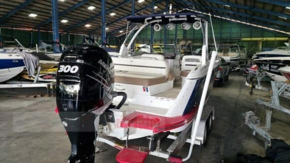 Canh sat he lo tinh tiet lien quan den cai chet cua nu dien vien 