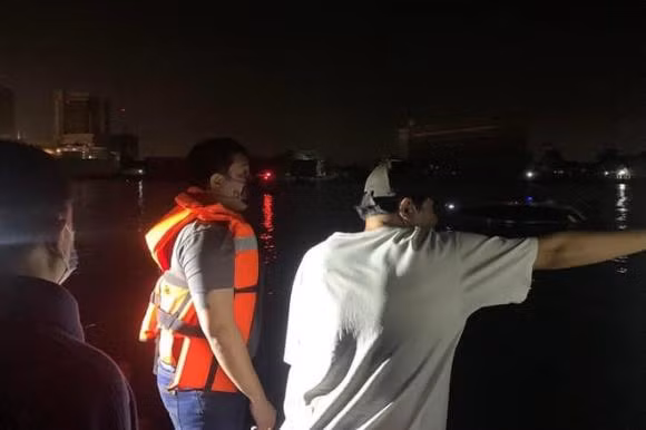 Canh sat he lo tinh tiet lien quan den cai chet cua nu dien vien 