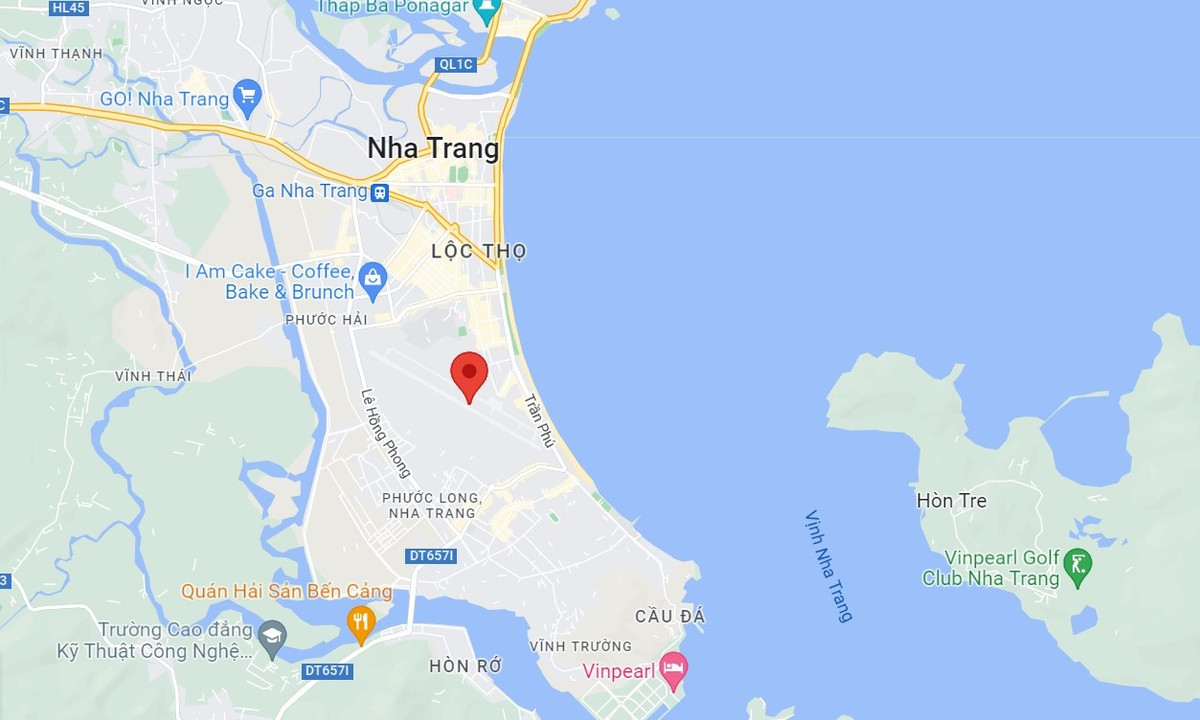Sân bay Nha Trang cũ (chấm đỏ). Ảnh: Google Maps.
