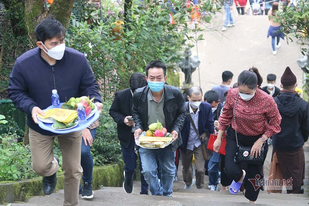 Xoa mon tuong 'than ho' o chua Huong Tich cau het benh-Hinh-15