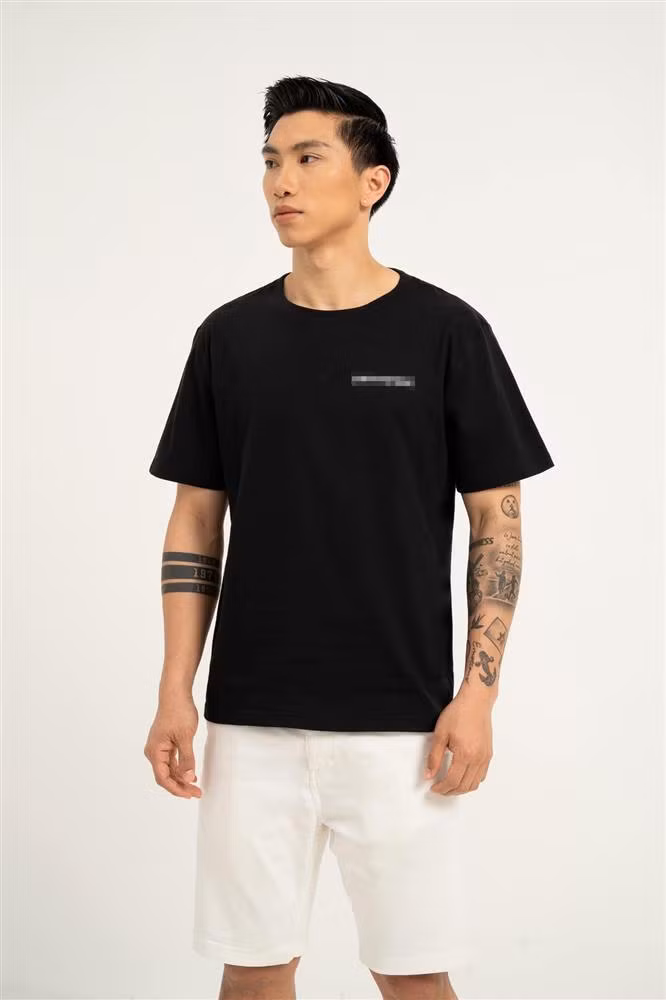 Hon 1 nam roi san co vi chan thuong, cuoc song Van Hau ra sao?-Hinh-4