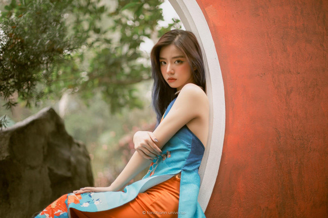 Hằng Phan hiện là sinh viên của trường Đại học Kinh tế Quốc dân - trường đại học top đầu cả nước.