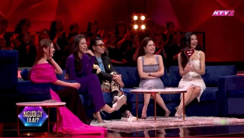 Nhan sac Doan Di Bang khac xa anh khi tham gia 