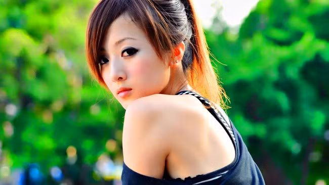 Thách chồng ly hôn nhưng khi anh nhẹ nhàng kí đơn, tôi hốt hoảng lăn ra ngất Thach chong ly hon nhung khi anh nhe nhang ki don, toi hot hoang lan ra ngat