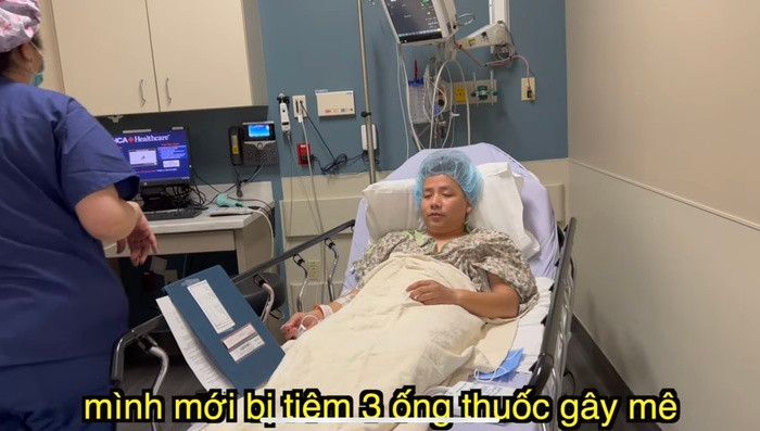 Khoa Pug bat ngo vao benh vien lam dai phau keo dai chan len 1m8-Hinh-4