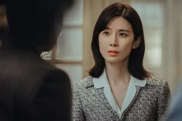 Ly hon nhung van nuoi chong cu