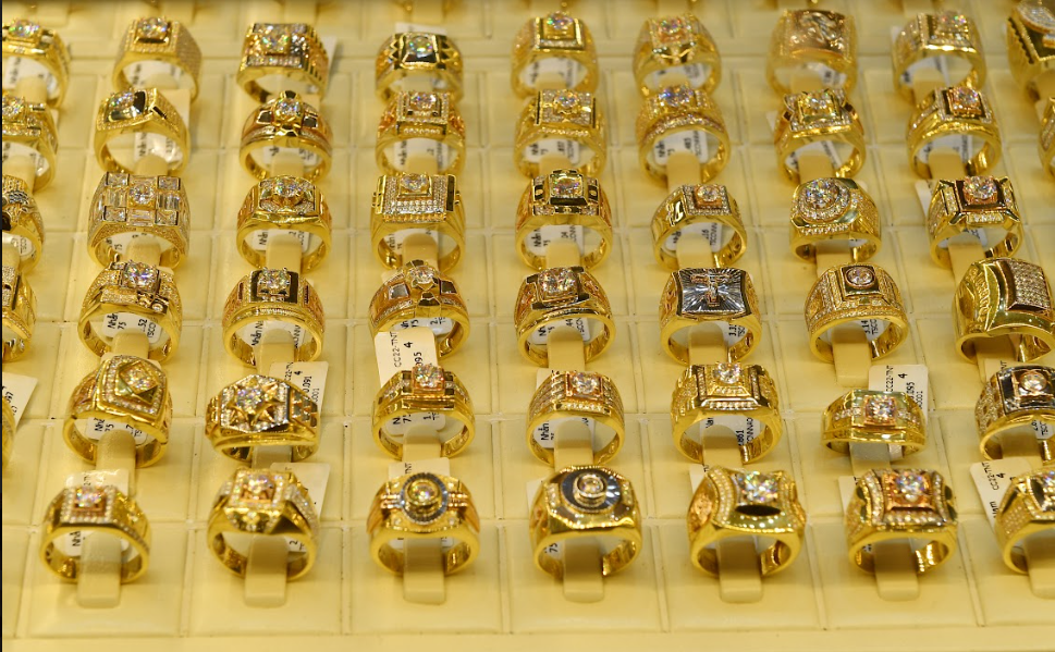 Gia vang hom nay 13/9: Gia vang tang chot vot