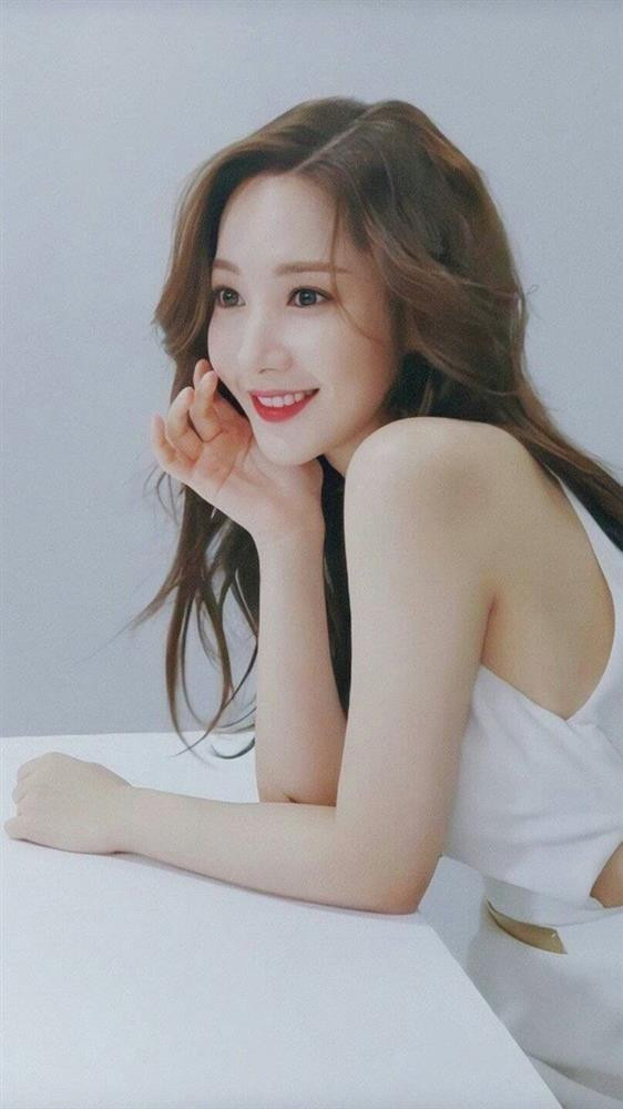 Nhan sac dinh cao cua dan my nhan Han tuoi Dan-Hinh-2