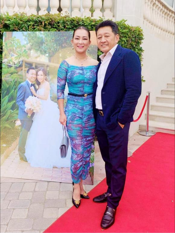 Nhan sac o tuoi U50 dang nguong mo cua ca si Huong Thuy-Hinh-12