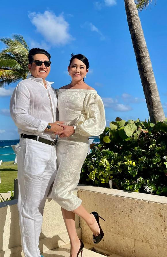 Nhan sac o tuoi U50 dang nguong mo cua ca si Huong Thuy-Hinh-8