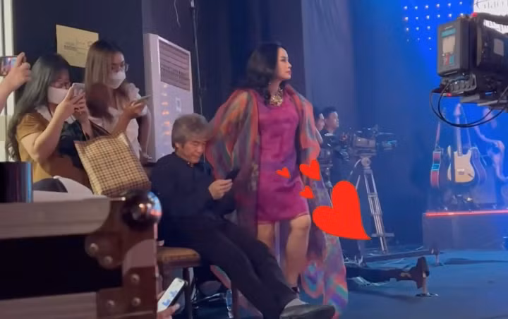 Diva Thanh Lam duoc vi hon phu cham soc tung li tung ti