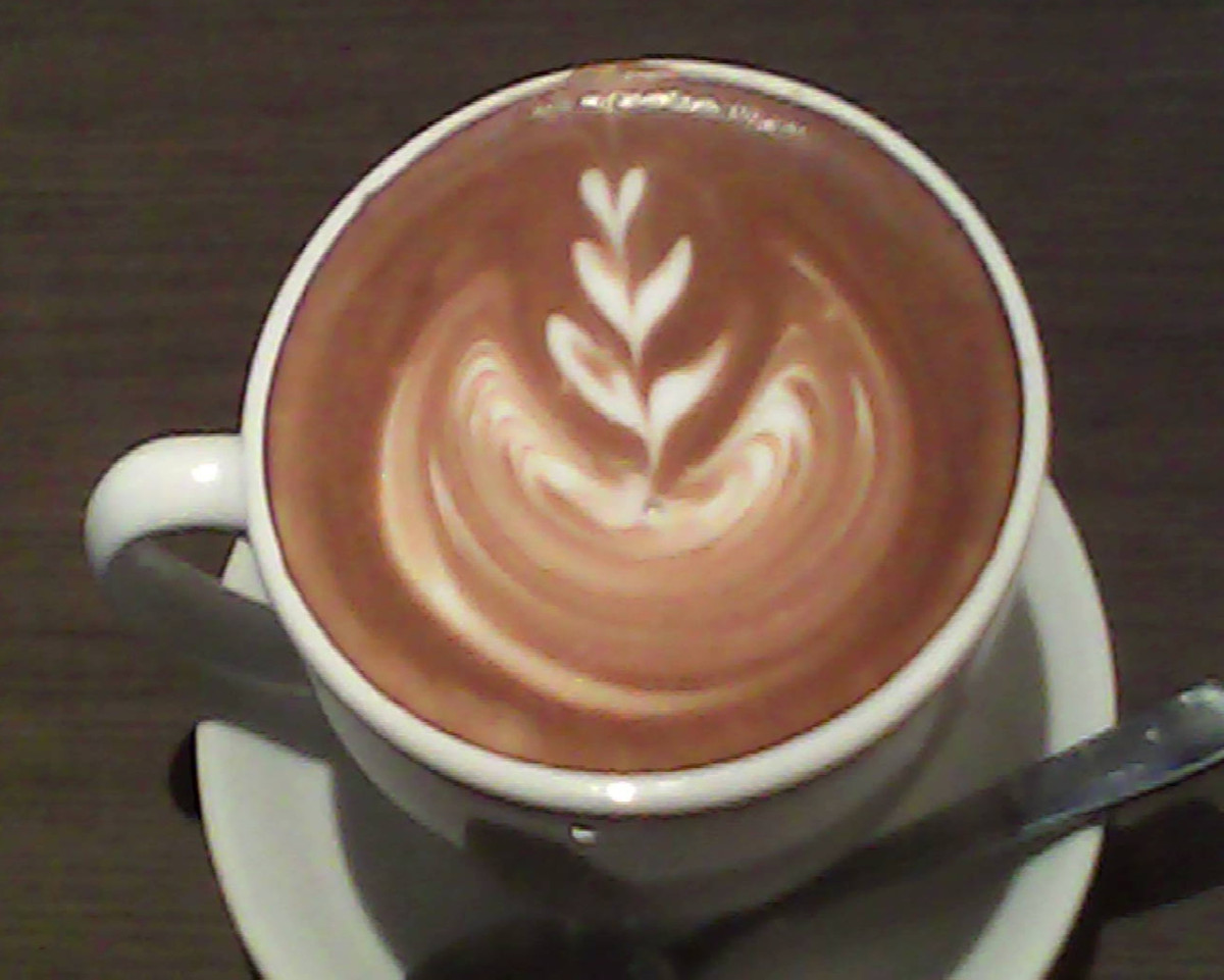 Kenko Tokina cho biết ảnh chụp từ Pieni II có chất lượng giống tranh màu nước hoặc sơn dầu, một cách nói khác của độ phân giải cực thấp.