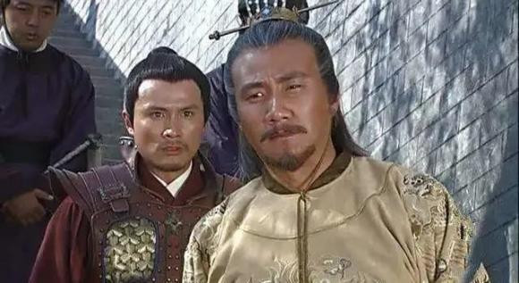 Noi tieng la Hoang de bao tan nhung Chu Nguyen Chuong van kieng ne hai nguoi nay-Hinh-4