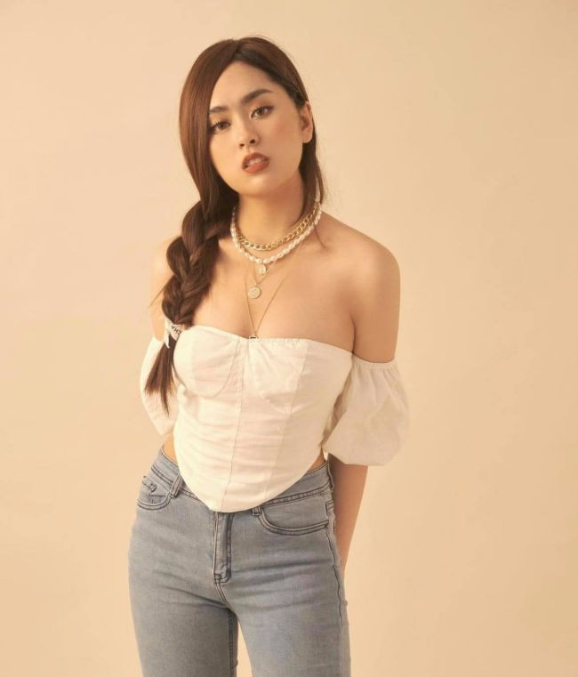 Thế nhưng, các nàng tiểu thư RMIT nói riêng và các tín đồ thời trang nói chung đều chung sở thích item thời trang độc đáo này.